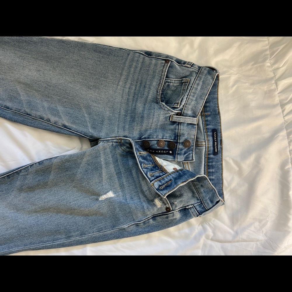 Lucky Brand flare jeans. Waist size 24, fits XS-S